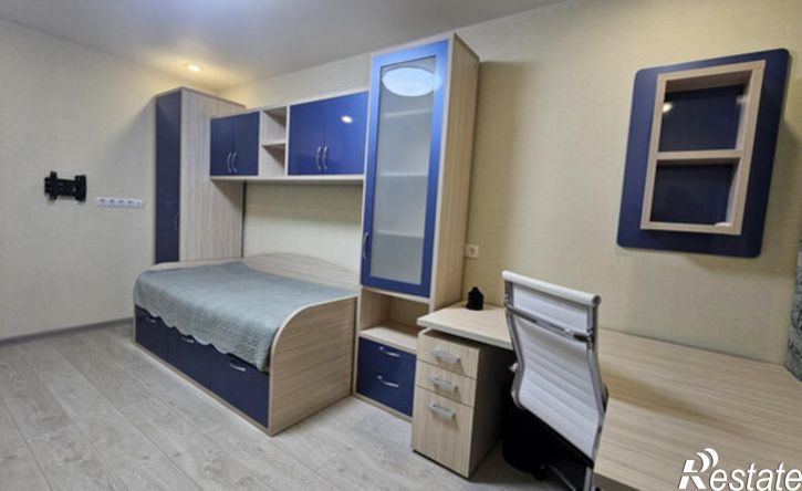 3-комн квартира улица Макаренко, 7,  д. 7