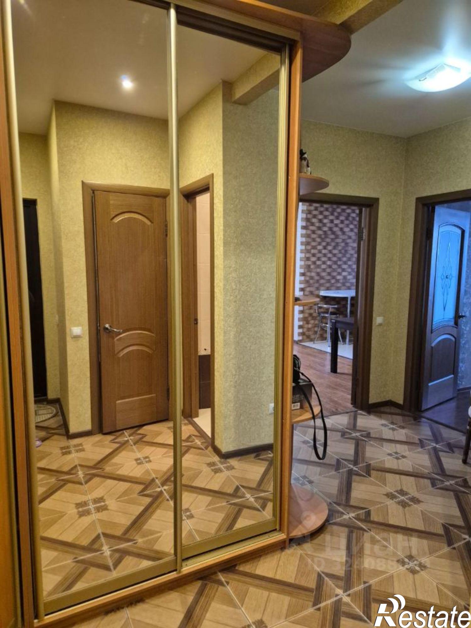 Сдать квартиру за 53 000 рублей на улица Михеева, 23