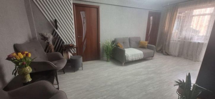 4-комн квартира Полюсная ул, 58