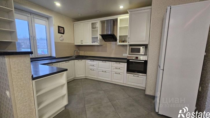 3-комн квартира улица Макаренко, 7,  д. 7