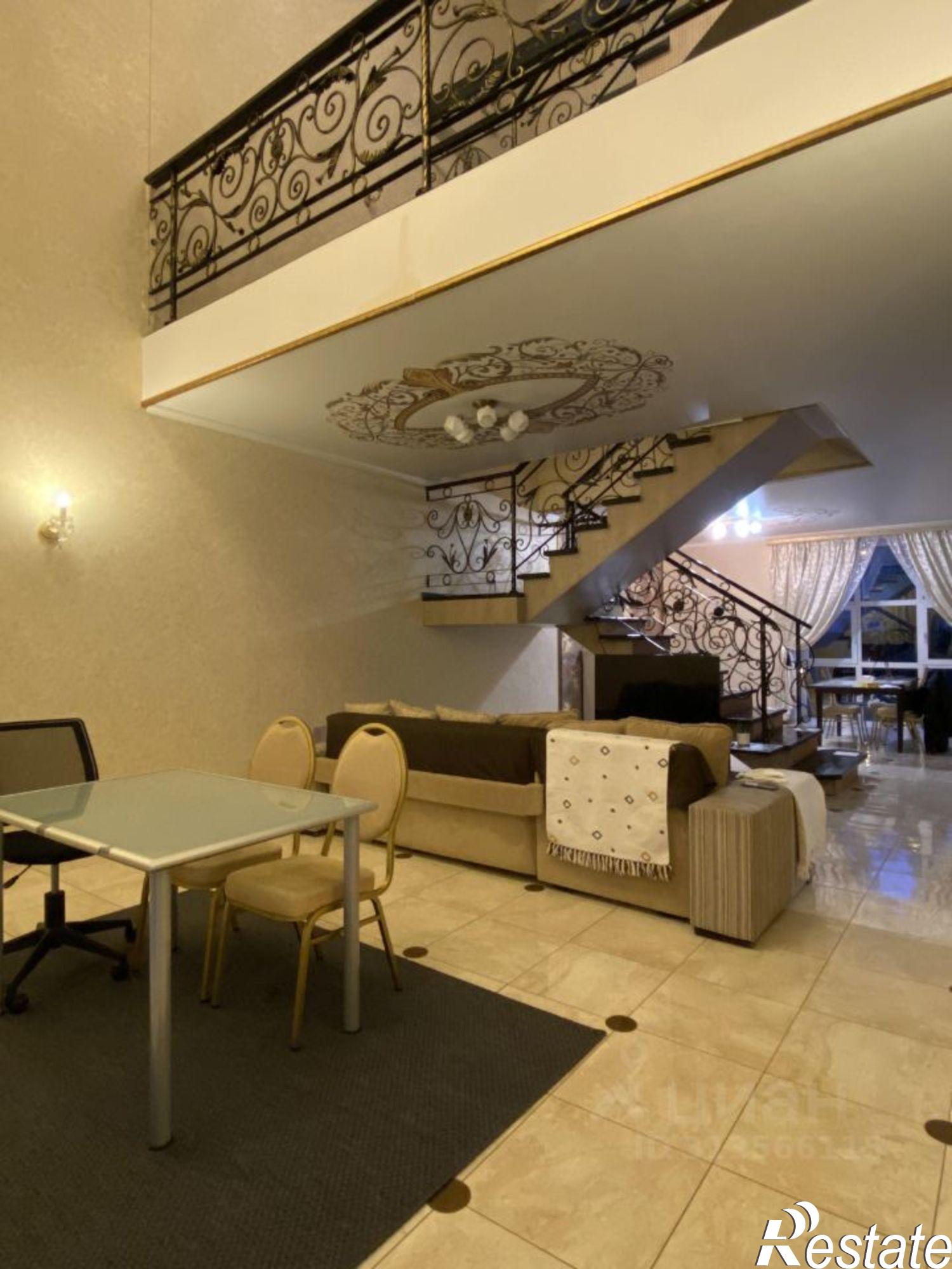 Сдать дачу, дом, коттедж за 90 000 рублей на 3-й Чистый проезд, 7