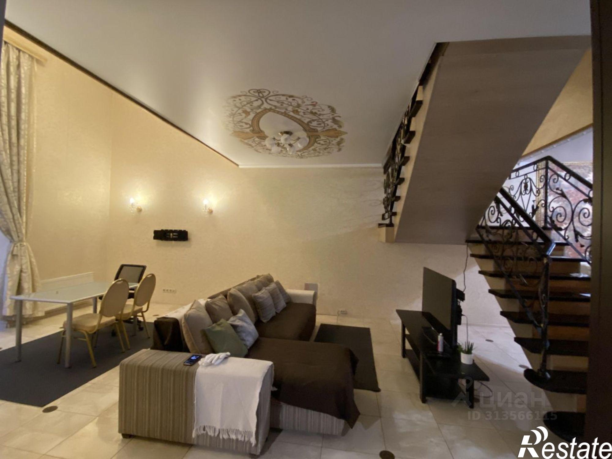 Сдать дачу, дом, коттедж за 90 000 рублей на 3-й Чистый проезд, 7