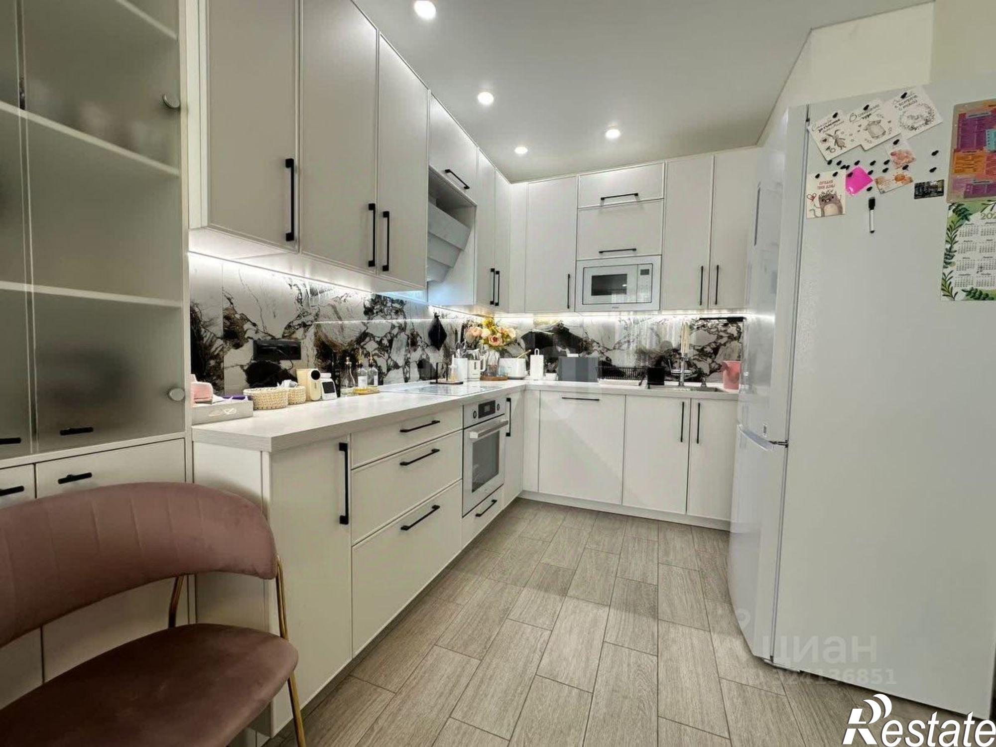 Купить квартиру за 8 500 000 рублей на улица Седова, 26 к2