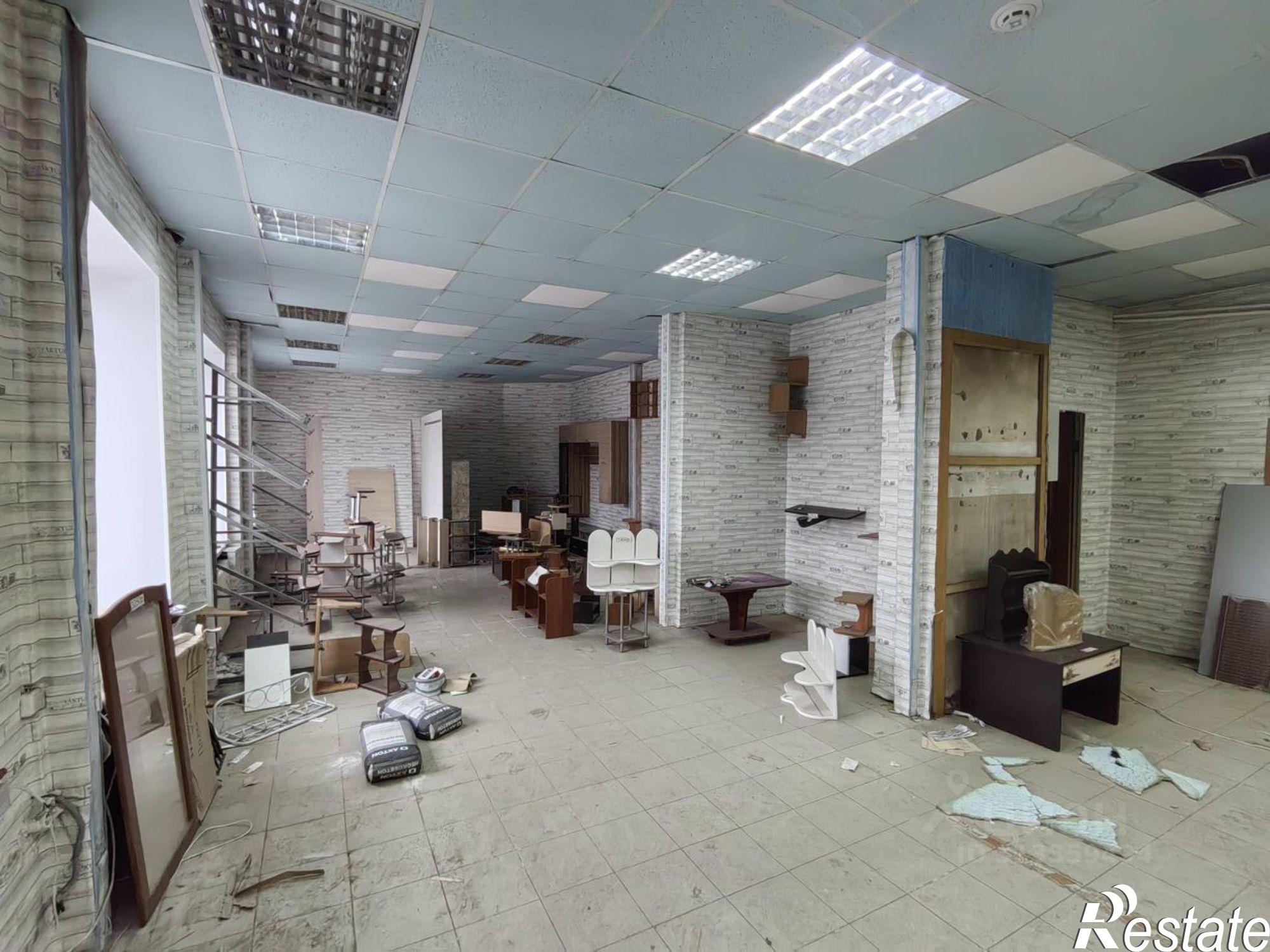 Сдать торговое помещение за 70 000 рублей на улица Демидовская Плотина, 41