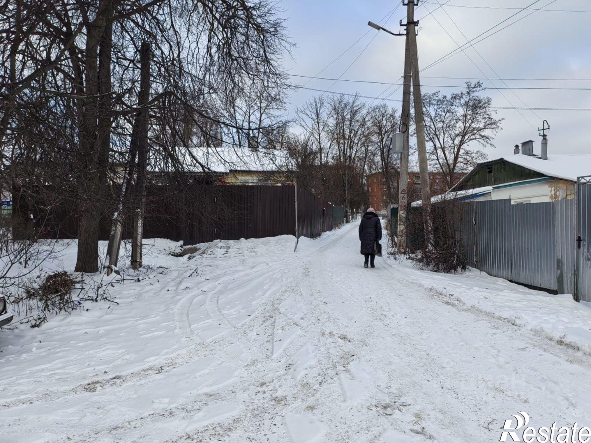 Купить гараж, место в паркинге за 225 000 рублей на Октябрьская улица, 7