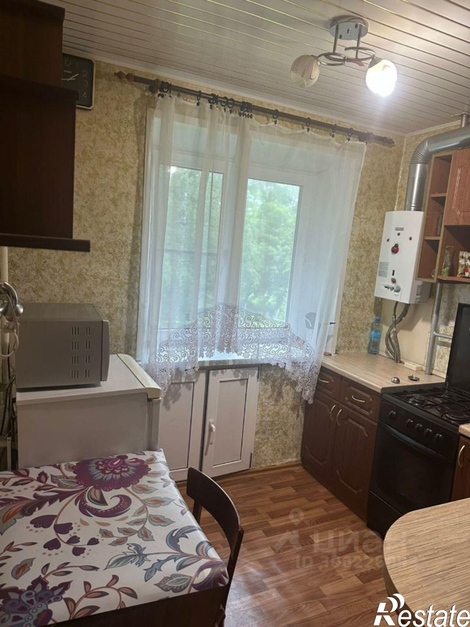 Сдать квартиру за 23 000 рублей на ул Металлургов, 82а