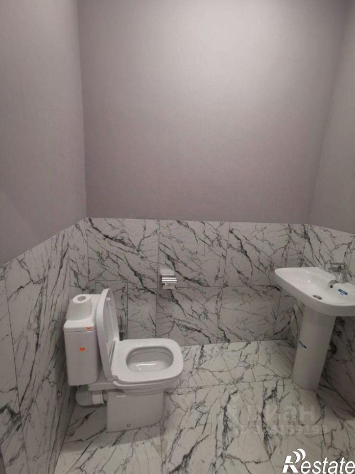 Торговое помещение улица Карпова, 98 к3,  д. 98 к3