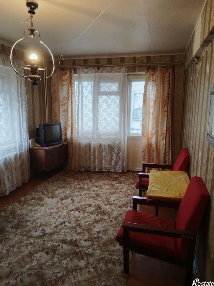 2-комн квартира Металлургов , 61