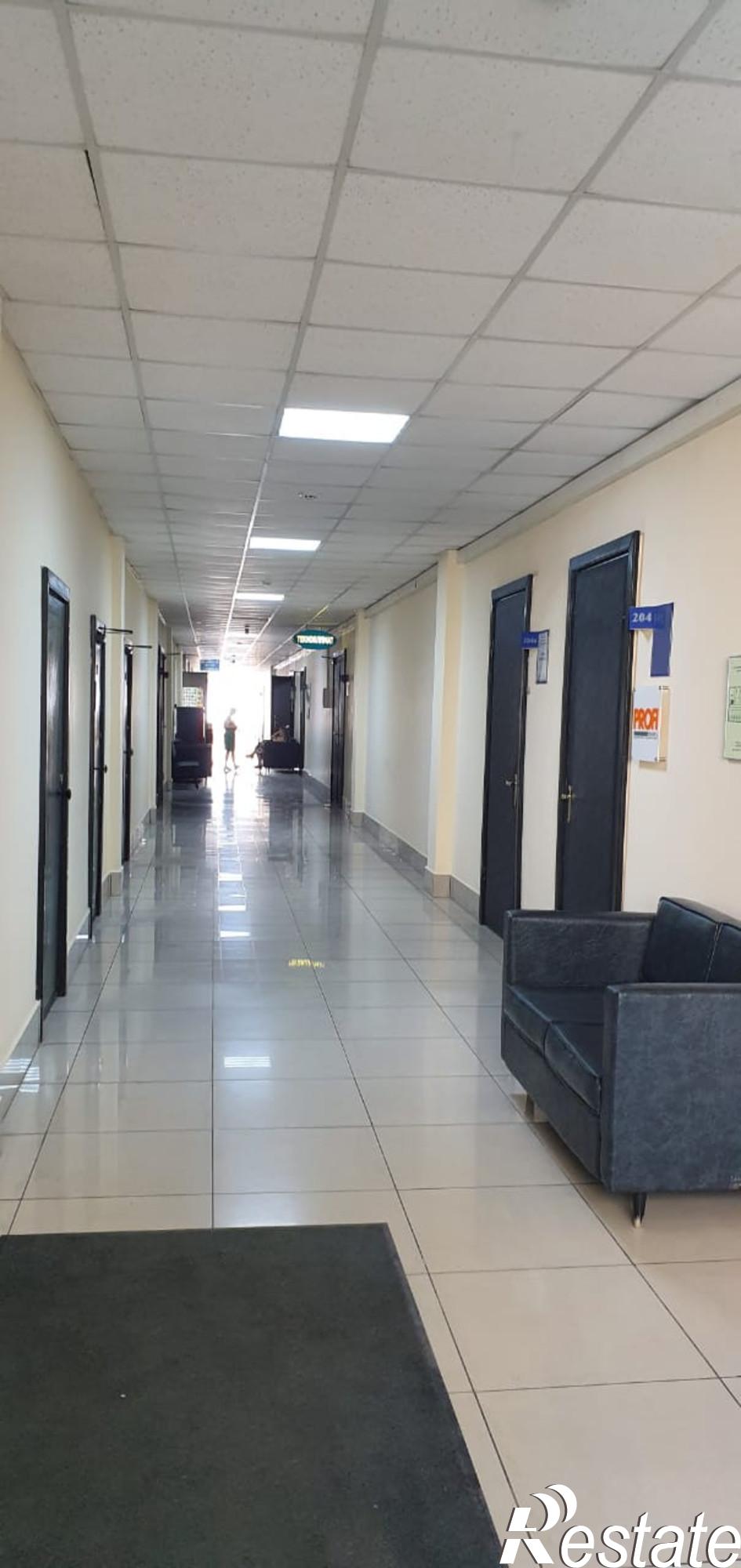 Сдать офис, помещение под офис за 17 000 рублей на Ленина проспект, 102, к 4