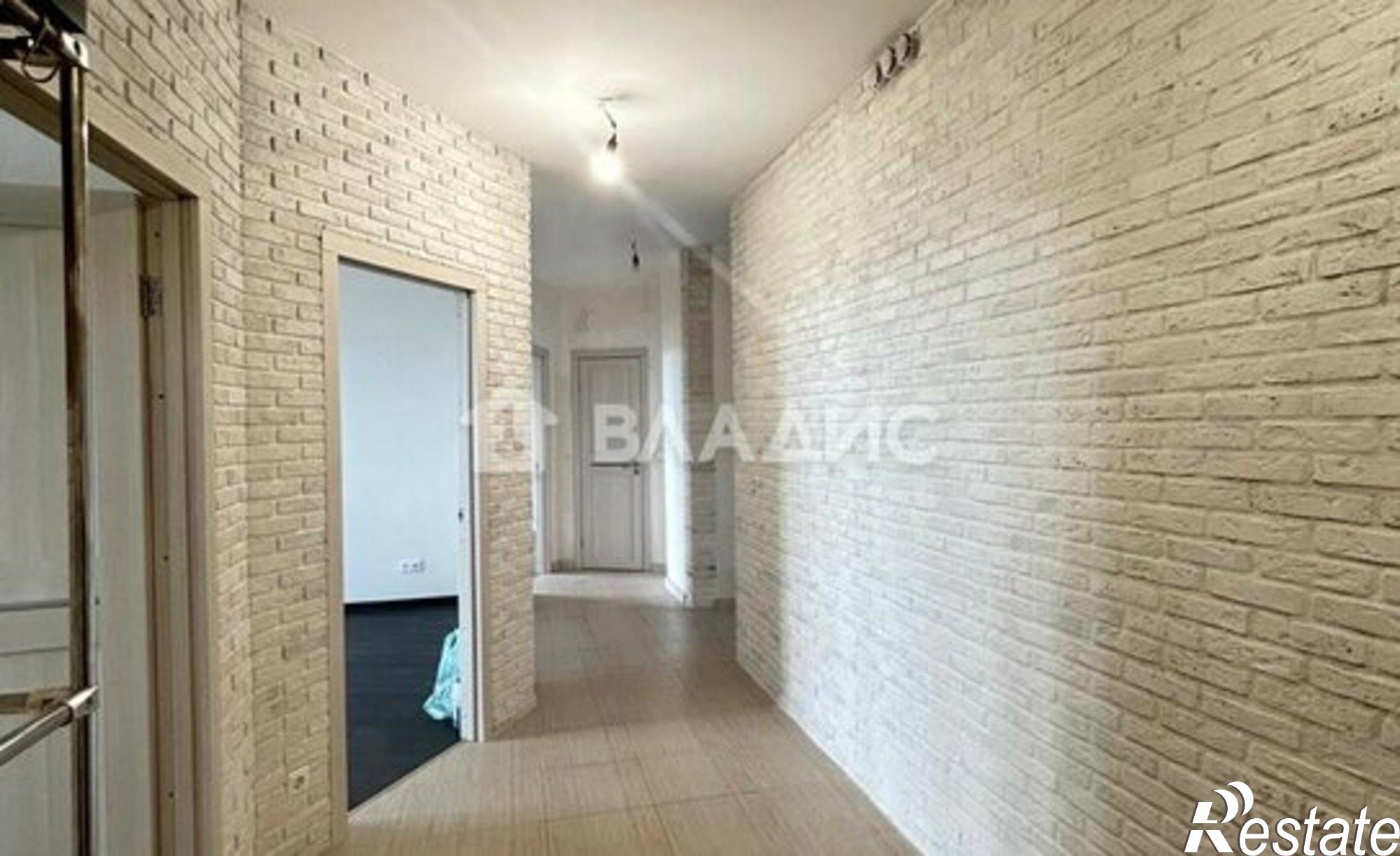 Купить квартиру за 13 500 000 рублей на улица Макаренко, 9Б