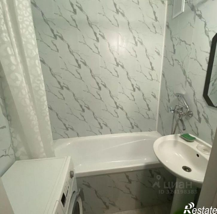 3-комн квартира ул Мусоргского, 49,  д. 49