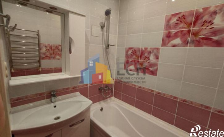 2-комн квартира ул Строителей, 3,  д. 3