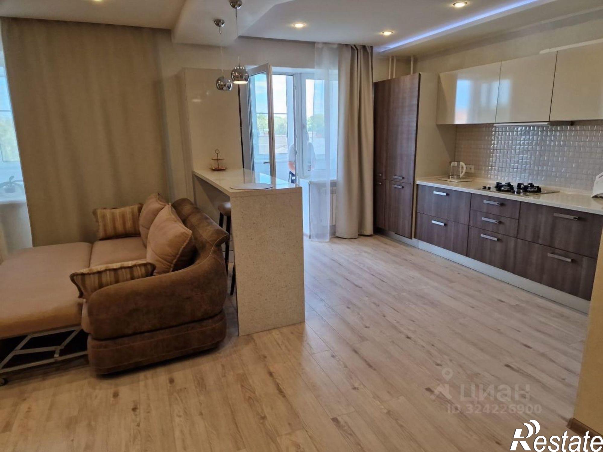 Сдать квартиру за 75 000 рублей на улица Демонстрации, 27 к1