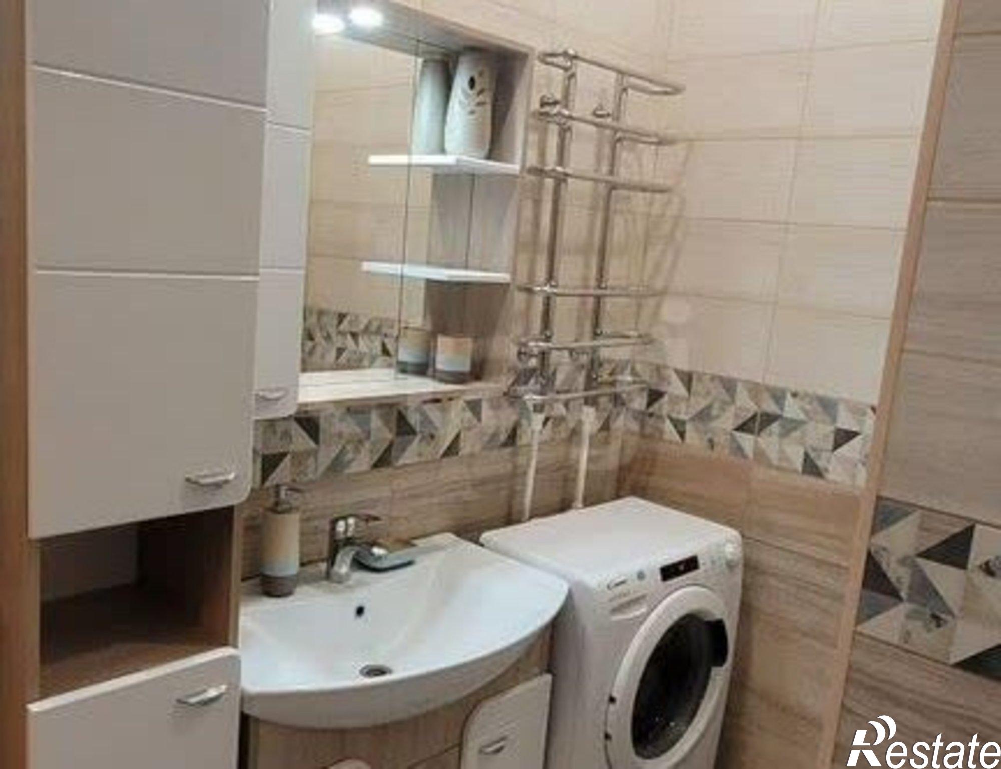 Купить квартиру за 5 490 000 рублей на улица Клюева, 8