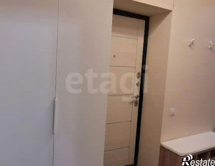 2-комн квартира улица Клюева, 8,  д. 8