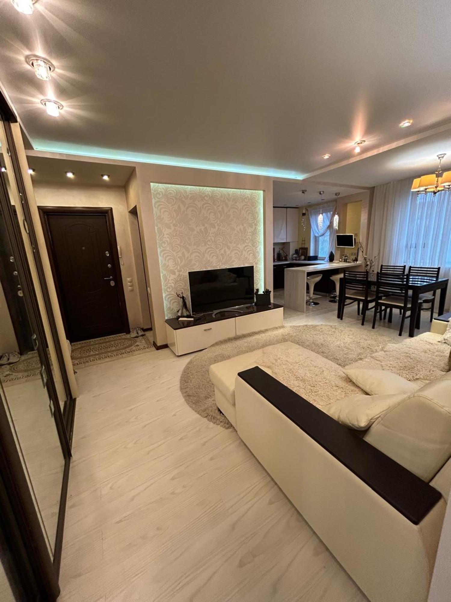 Купить квартиру за 8 200 000 рублей на Галкина улица, д.23