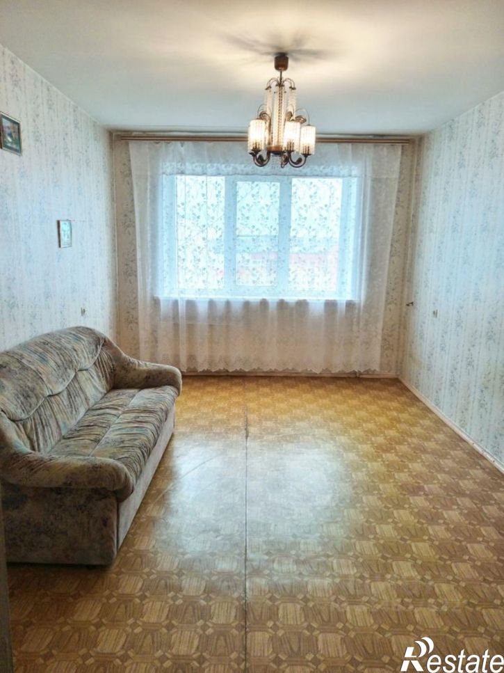 4-комн квартира улица Марата, 35,  д. 35
