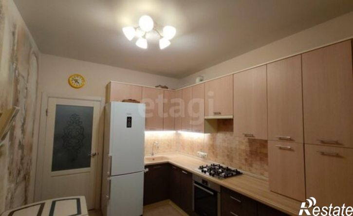 2-комн квартира улица Строителей, 3,  д. 3