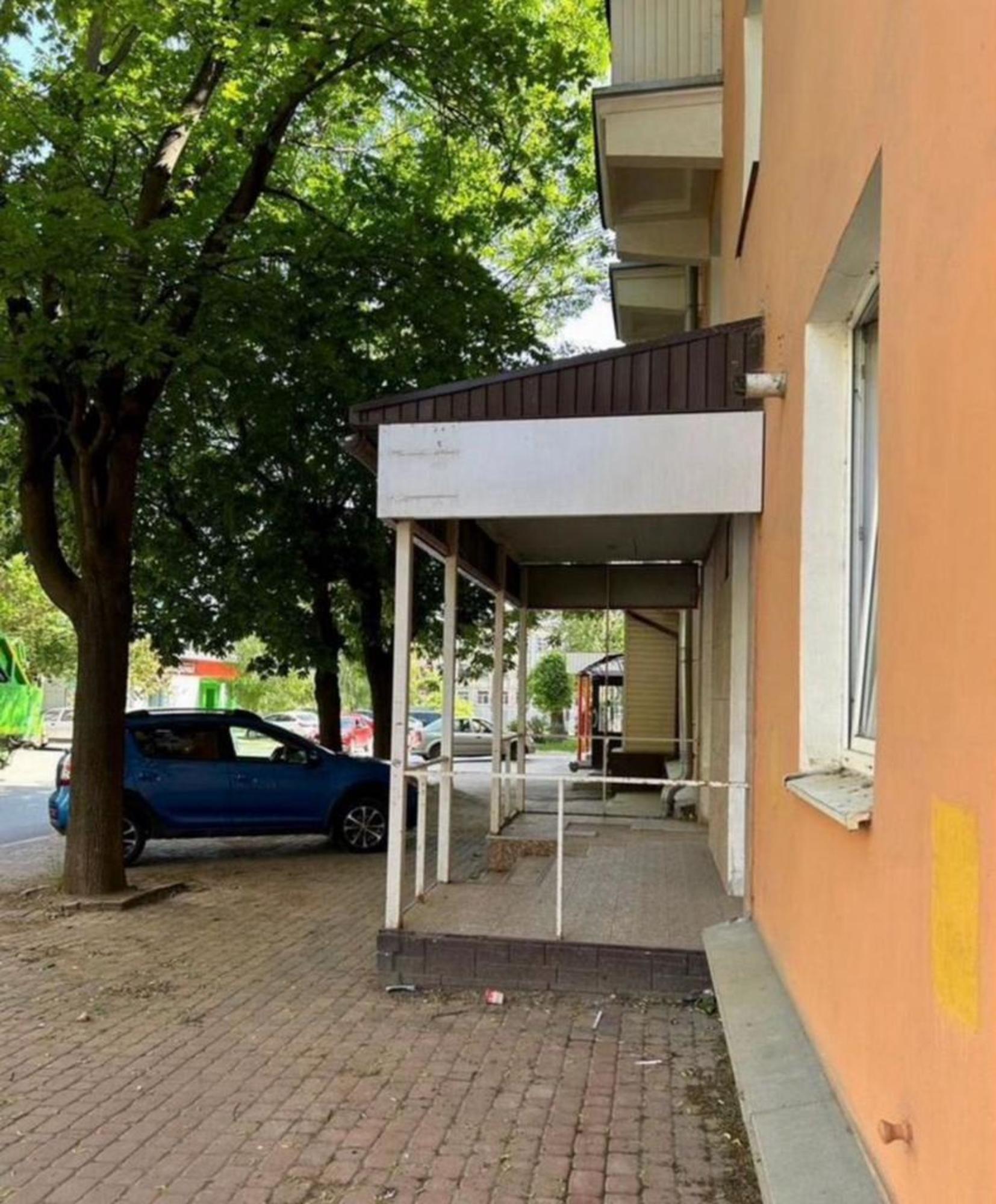 Купить помещение свободного назначения за 8 300 000 рублей на Перекопская улица, д.10