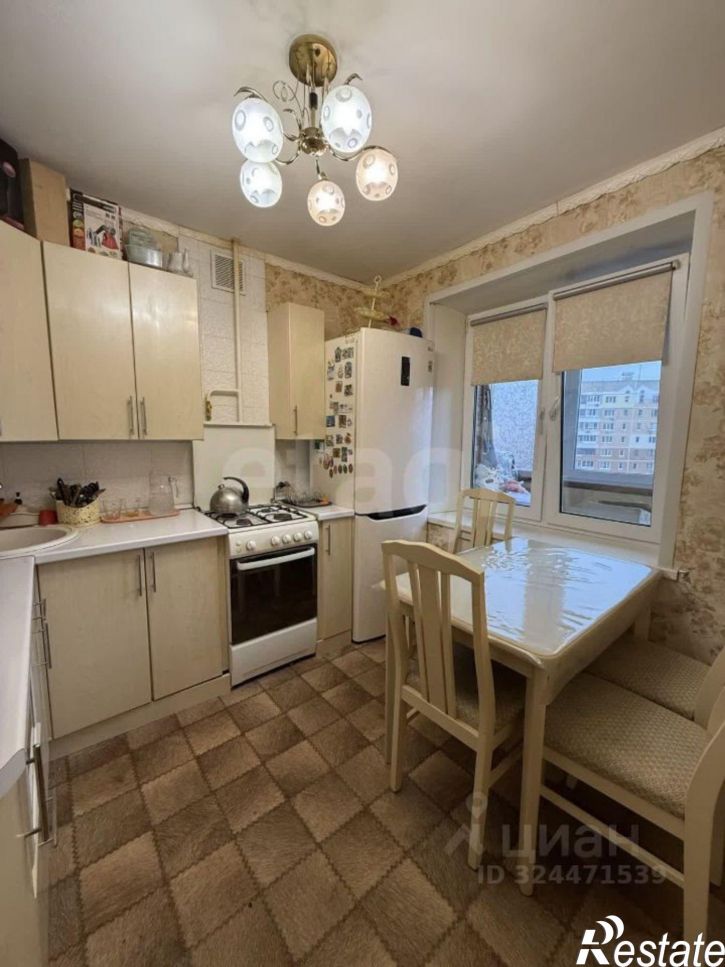 2-комн квартира улица Кирова, 14,  д. 14