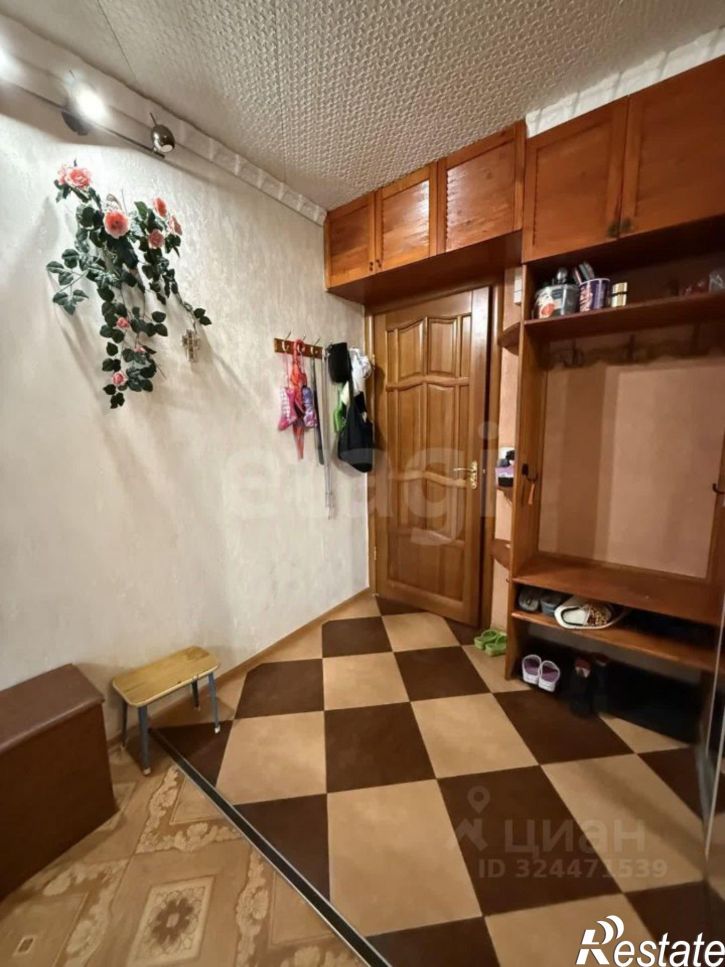 2-комн квартира улица Кирова, 14,  д. 14