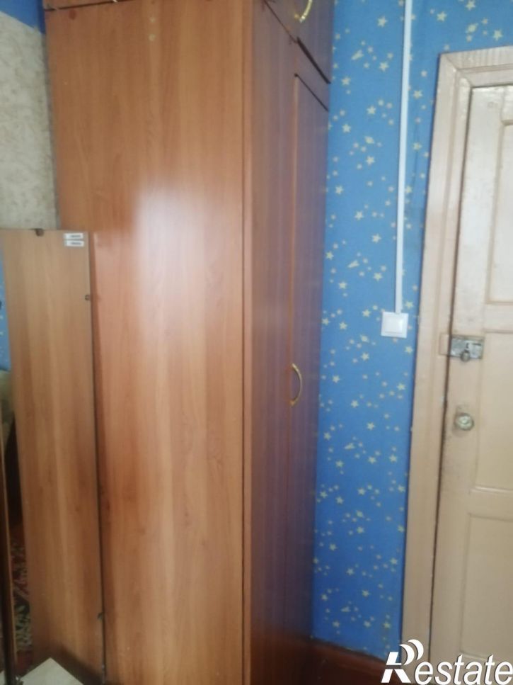 Комната Немцова, 1