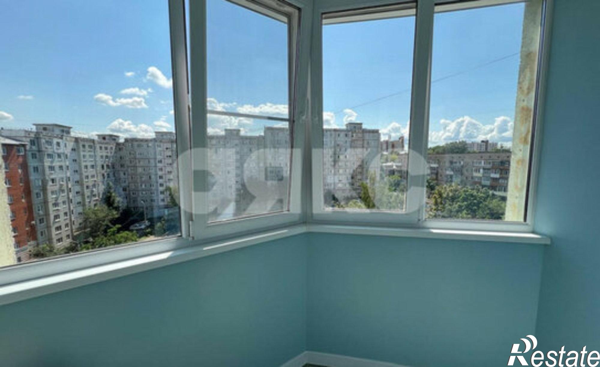 Купить квартиру за 10 240 000 рублей на ул Братьев Жабровых, 9 А