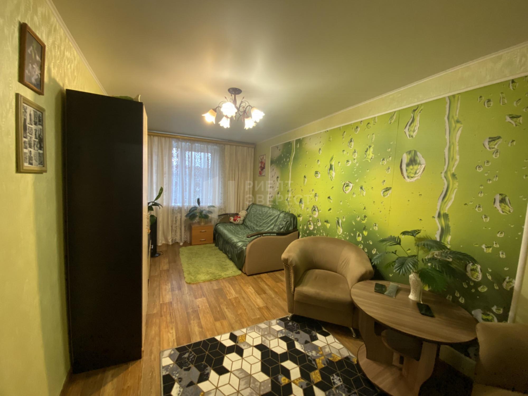 Купить квартиру за 6 900 000 рублей на Ложевая ул., 141