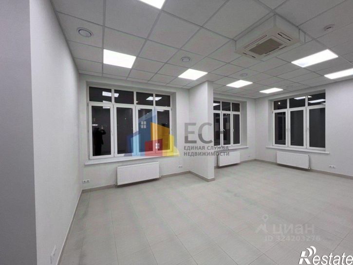 Торговое помещение г. посёлок Горелки, Ключевая улица, 8