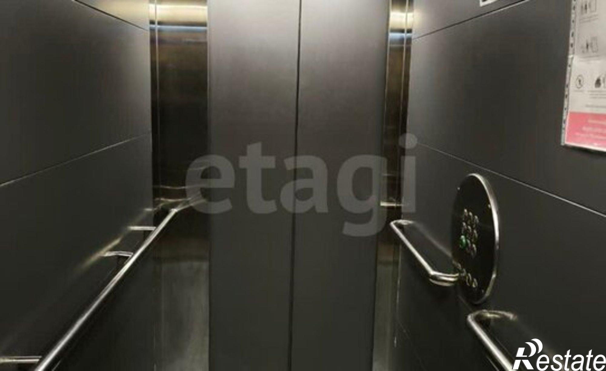 Купить квартиру за 5 600 000 рублей на Самоварная улица, 3