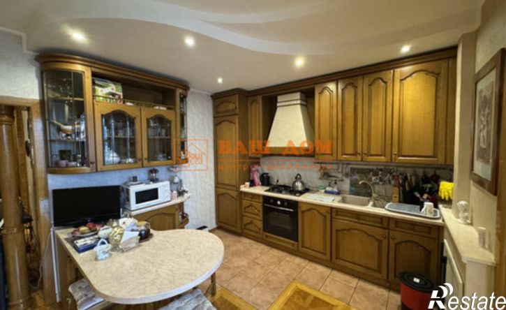 3-комн квартира ул Революции, 15,  д. 15