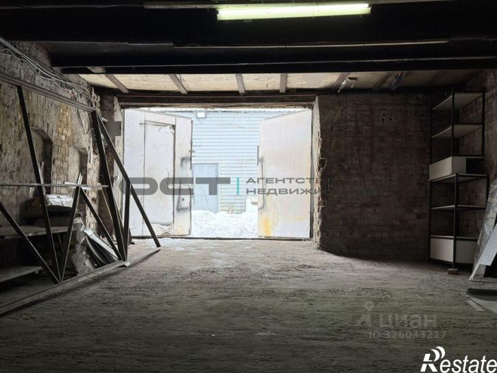 Гараж/парковка Октябрьская улица, 18А,  д. 18А