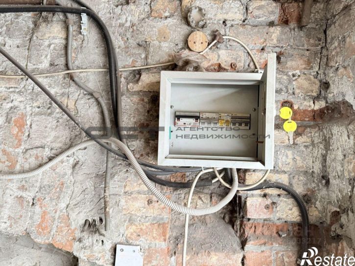 Гараж/парковка Октябрьская улица, 18А,  д. 18А