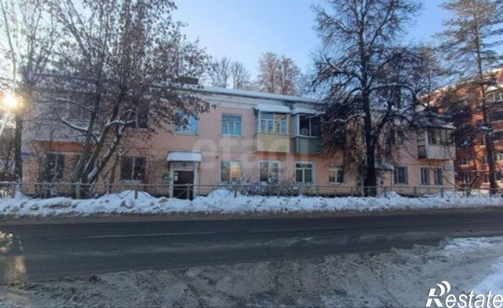 2-комн квартира улица Болотова, 70,  д. 70