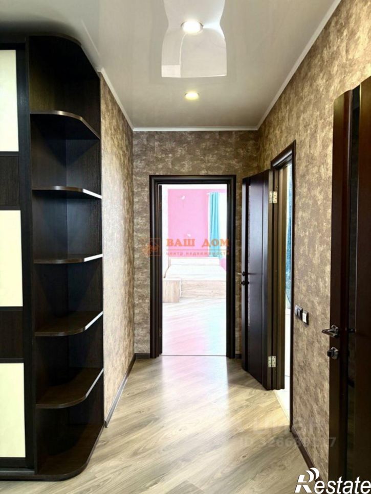 3-комн квартира ул Новомосковская, 10,  д. 10