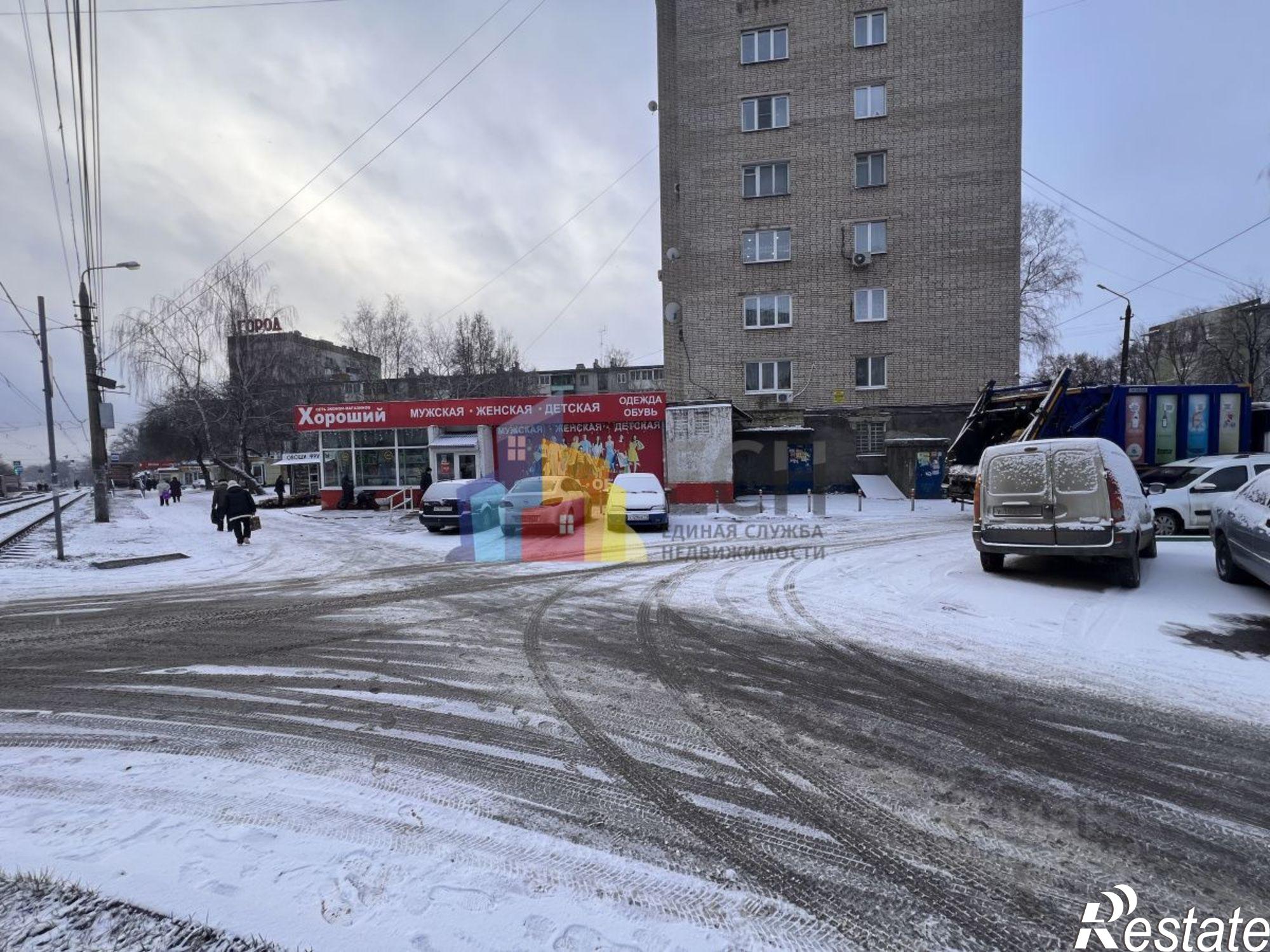 Купить торговое помещение за 100 000 000 рублей на улица Металлургов, 45А