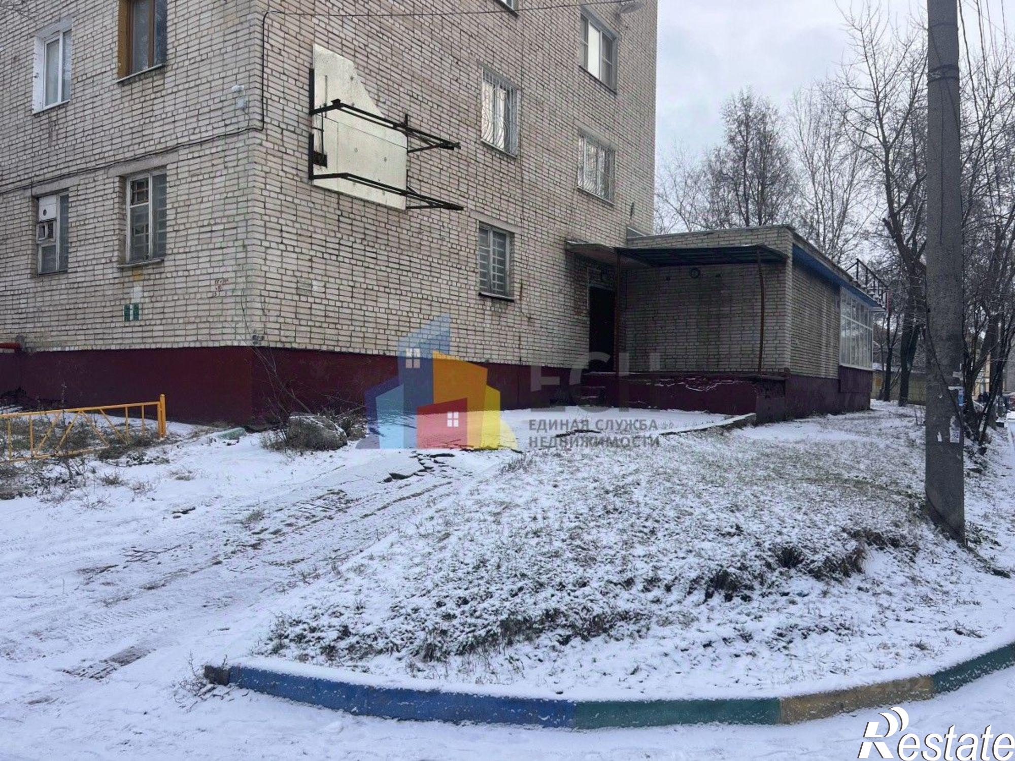 Купить торговое помещение за 100 000 000 рублей на улица Металлургов, 45А