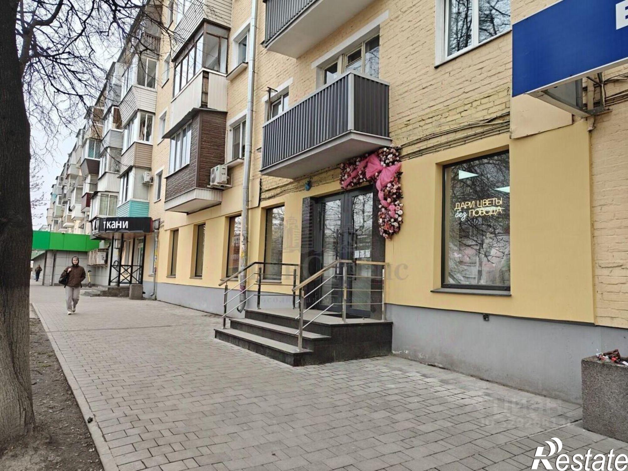 Сдать торговое помещение за 118 000 рублей на ул Октябрьская, 81