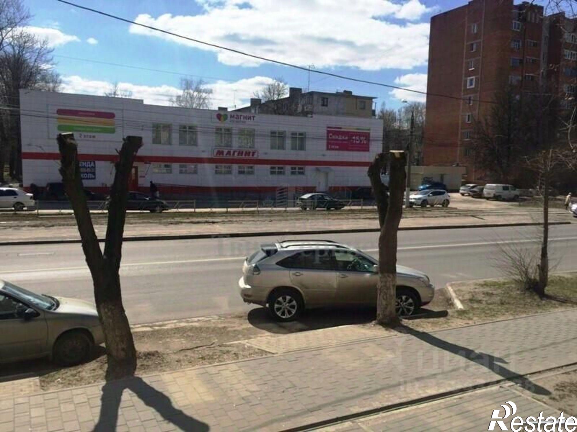 Купить торговое помещение за 4 900 020 рублей на улица Металлургов, 92