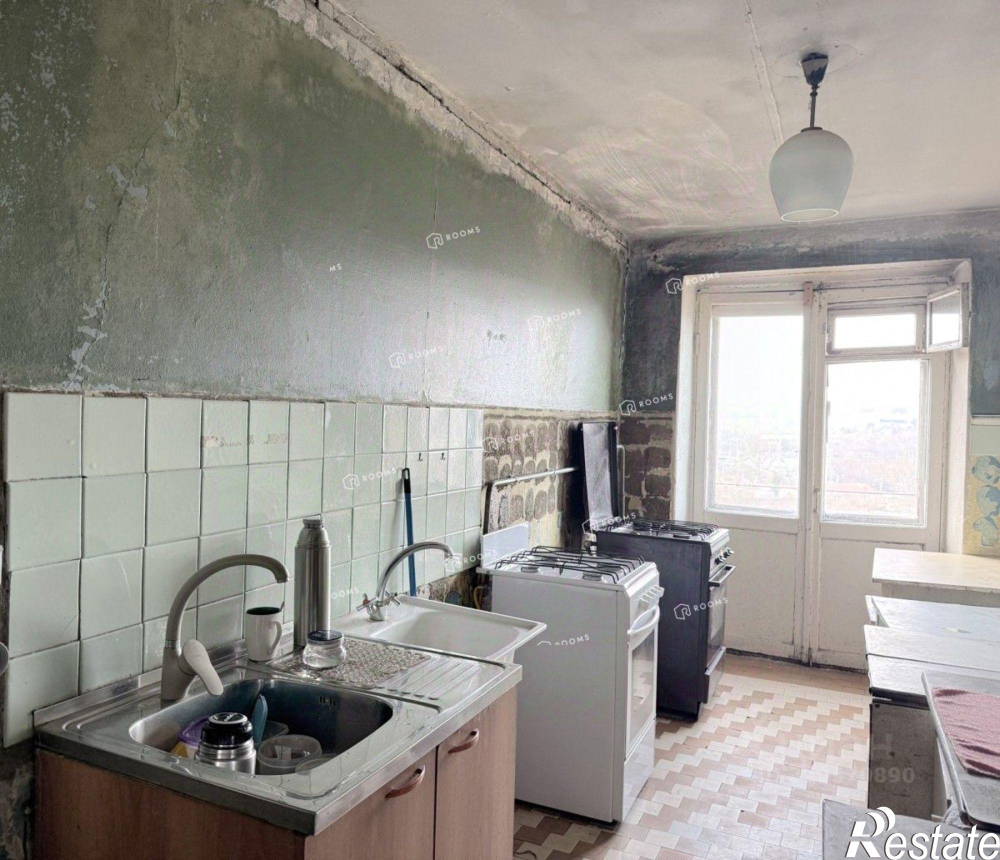 Купить комнату за 1 100 000 рублей на улица Демонстрации, 148