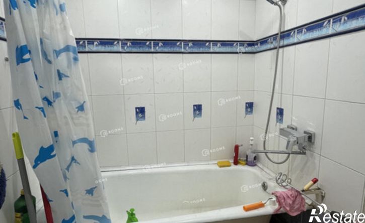 2-комн квартира улица Максима Горького, 12,  д. 12