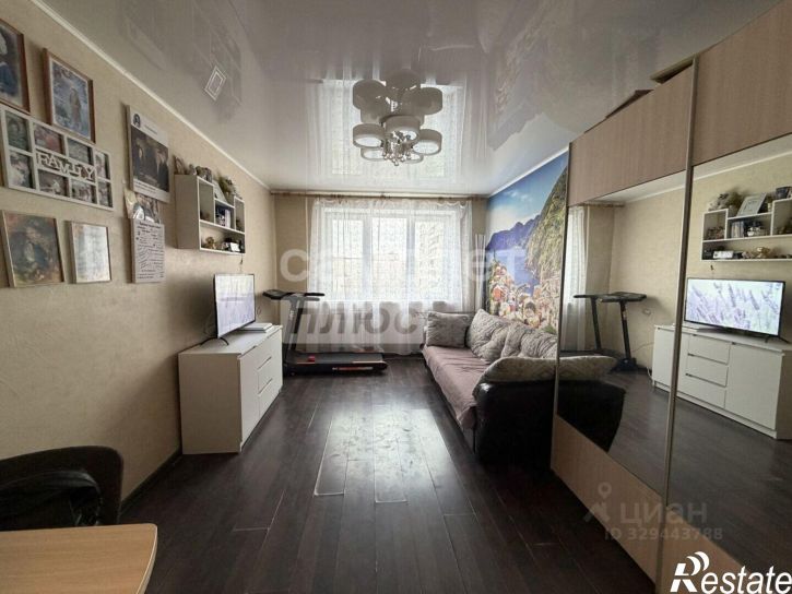 3-комн квартира Ложевая улица, 125,  д. 125