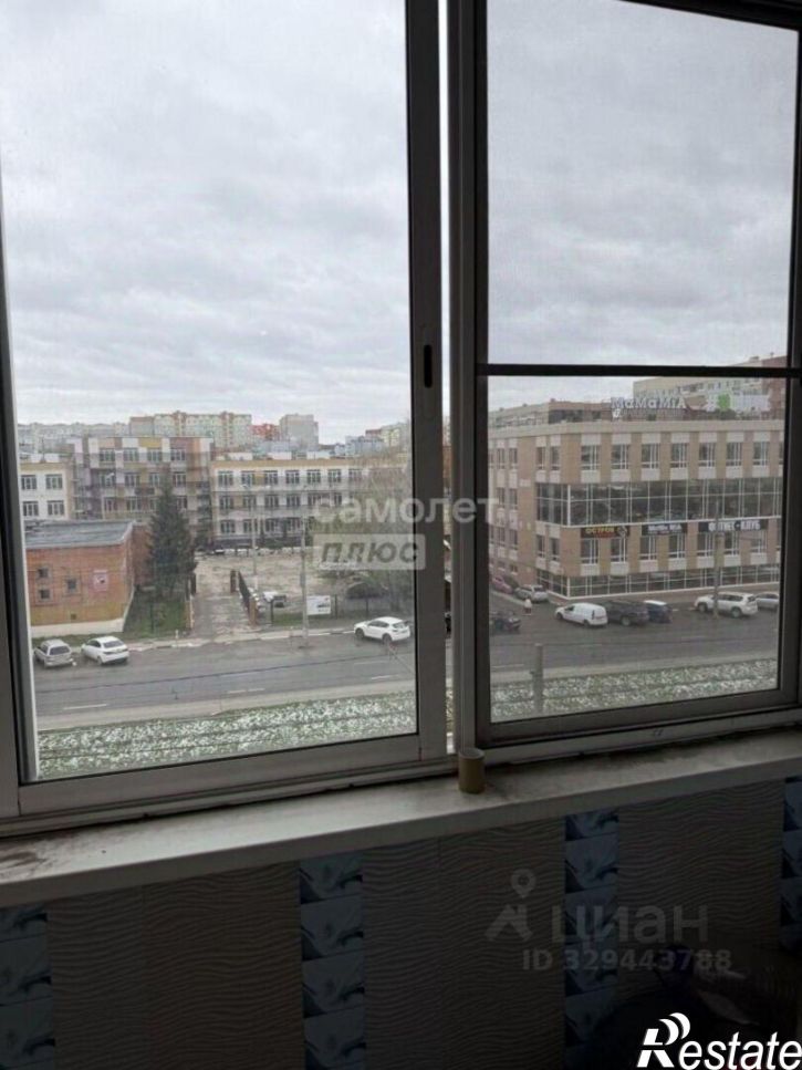 3-комн квартира Ложевая улица, 125,  д. 125