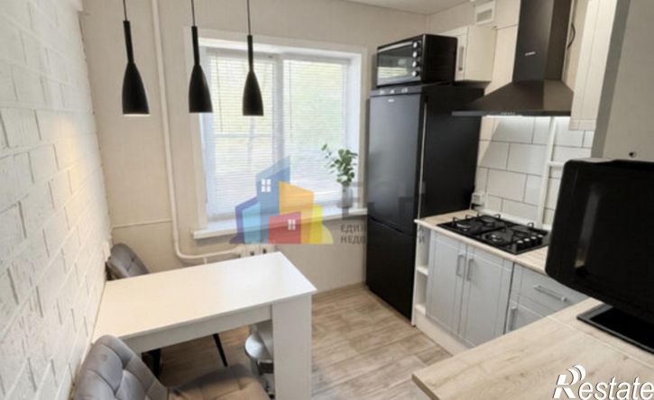 2-комн квартира улица Седова, 43,  д. 43