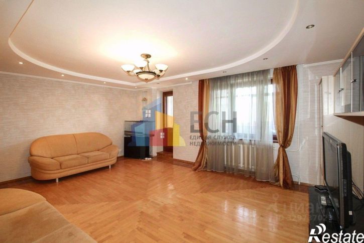 3-комн квартира улица Кирова, 17,  д. 17