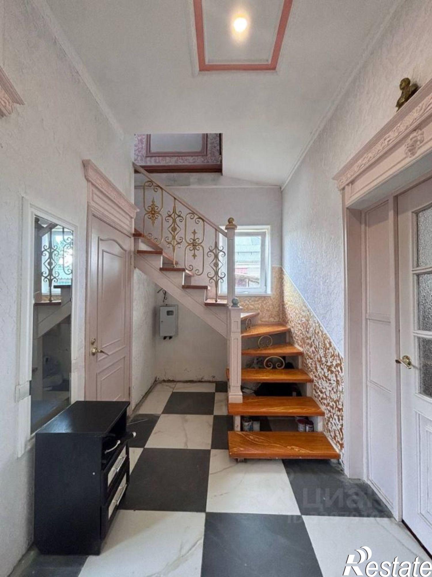 Купить дачу, дом, коттедж за 9 300 000 рублей на пр-д 24-й, 12