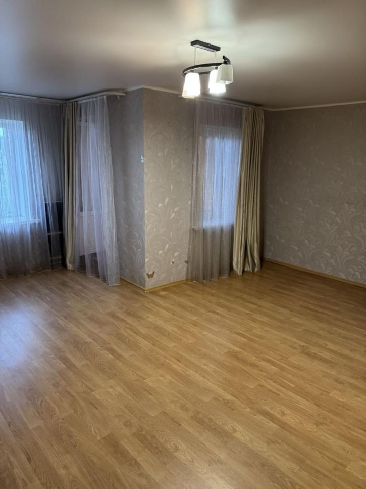 2-комн квартира Кирова ул, 17