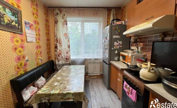 2-комн квартира улица Братьев Жабровых, 9,  д. 9
