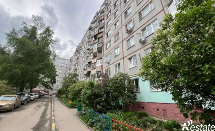 2-комн квартира улица Братьев Жабровых, 9,  д. 9
