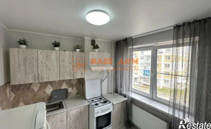 2-комн квартира улица Константина Паустовского, 13,  д. 13